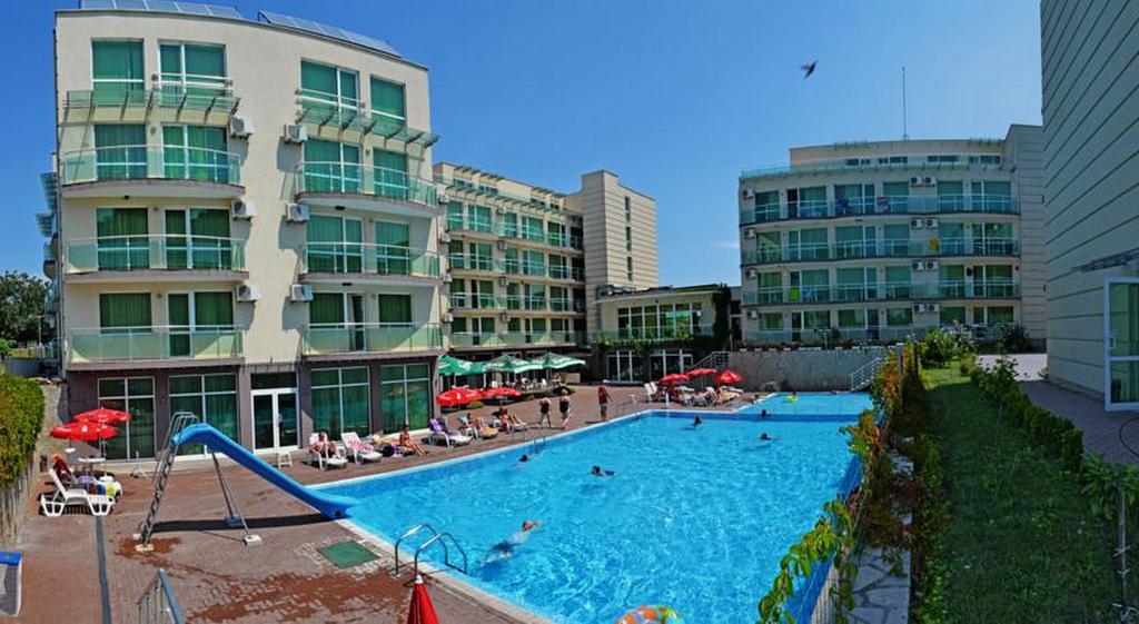 Clara Hotel Burgas Exterior foto