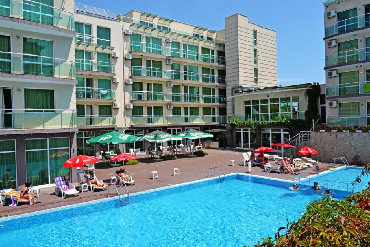 Clara Hotel Burgas Exterior foto