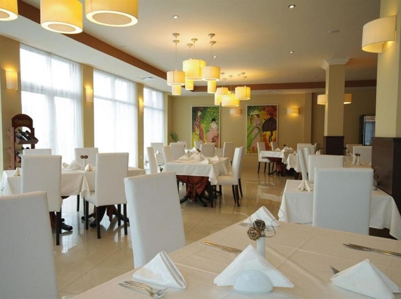 Clara Hotel Burgas Exterior foto