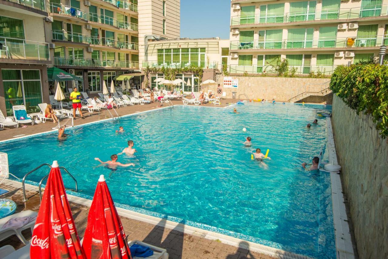 Clara Hotel Burgas Exterior foto