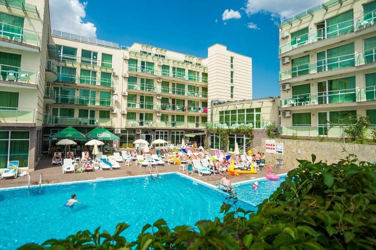 Clara Hotel Burgas Exterior foto